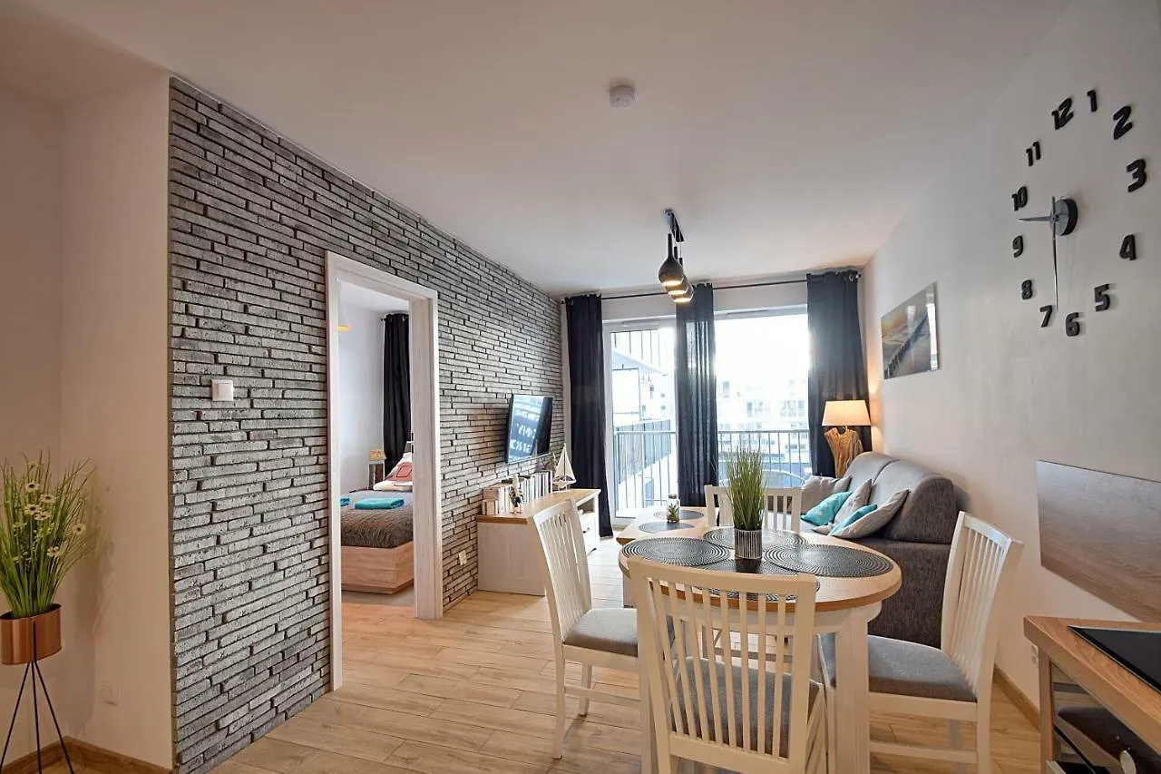 Apartament Oliwka Z Prywatnym Miejscem Postojowym Kolobrzeg 0*,
