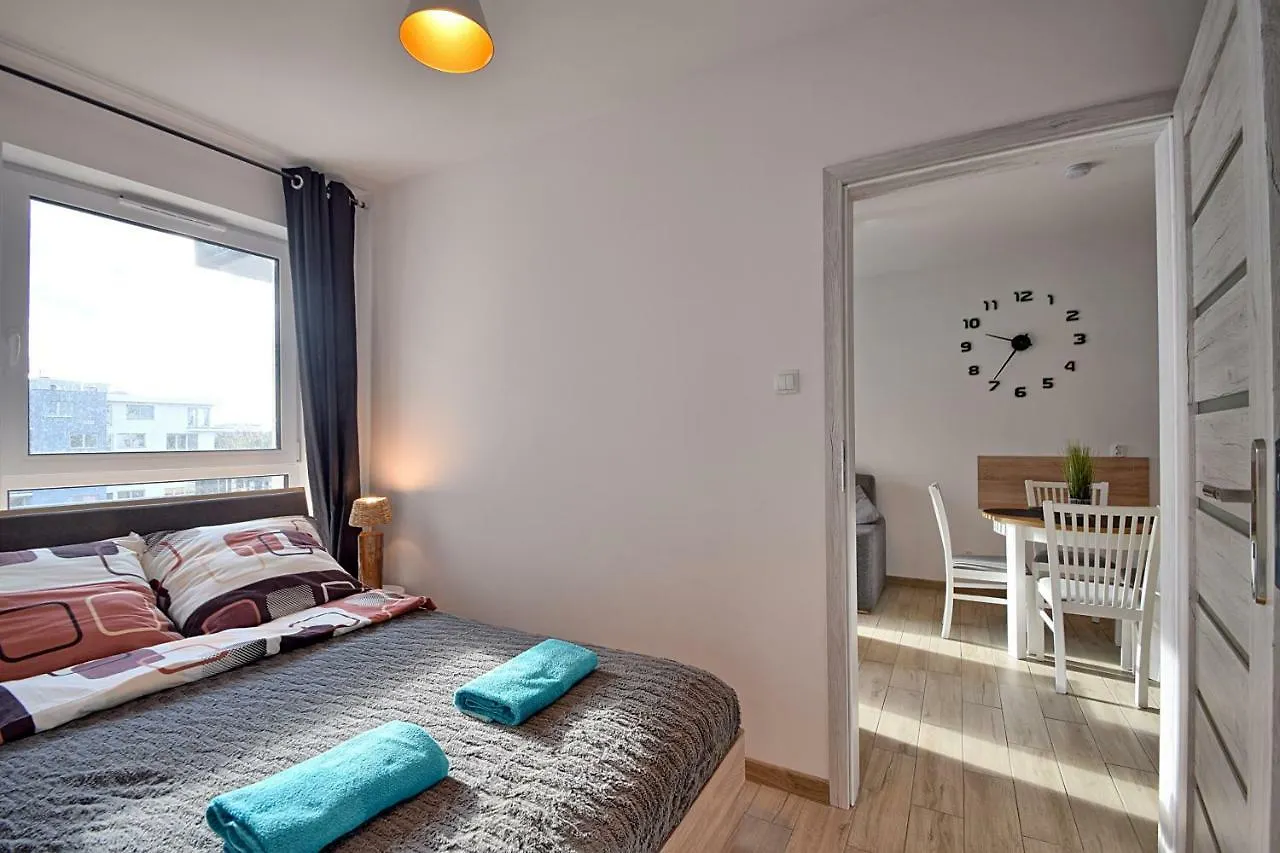 Apartament Oliwka Z Prywatnym Miejscem Postojowym Kolobrzeg